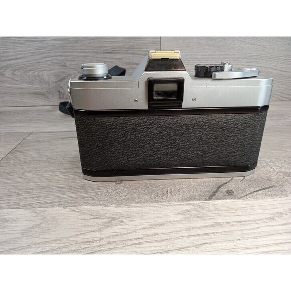 Canon TX 35MM Film Camera Body Only Untested Parts Or Repair - Picture 4 of 13